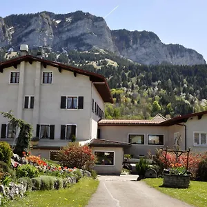 bon-sejour-thollon.hotels-rhonealpes.com/
